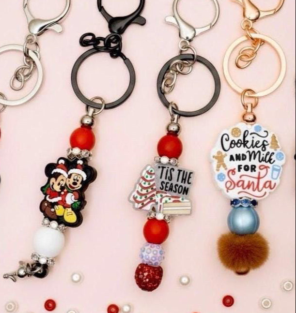 Christmas Beaded Keychain: Holiday Stocking Stuffer